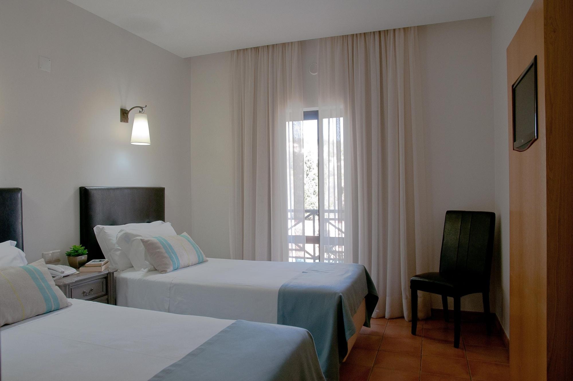 Hotel Parque Das Laranjeiras Vilamoura Buitenkant foto
